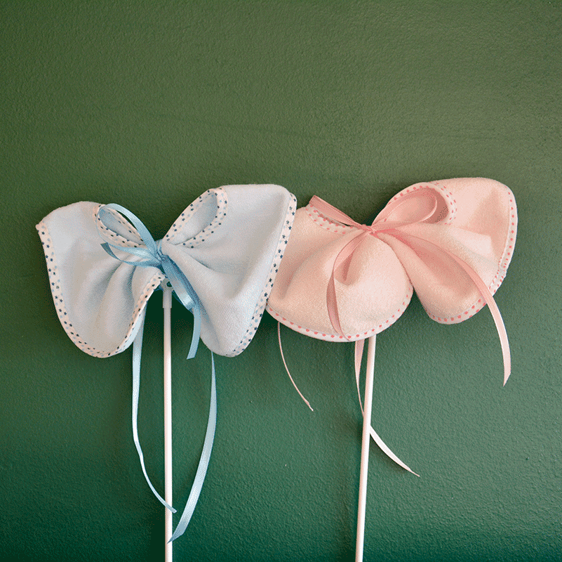 Babylatz Einstecker, Add-on - Its a Baby in Blau und Rosa, dekorativ für Blumengeschenke zur Geburt, Jungen und Mädchen geeignet.