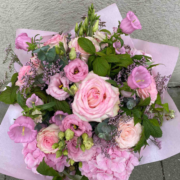 rosa Blumen verschicken München