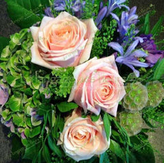 Bunter Blumenstrauß München – Frisch & Vielfältig
