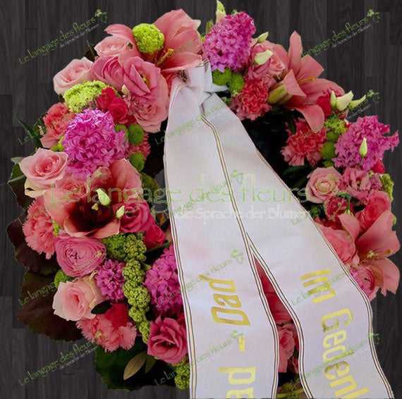 Trauerkranz mit rosa Blumen München Hauptbild